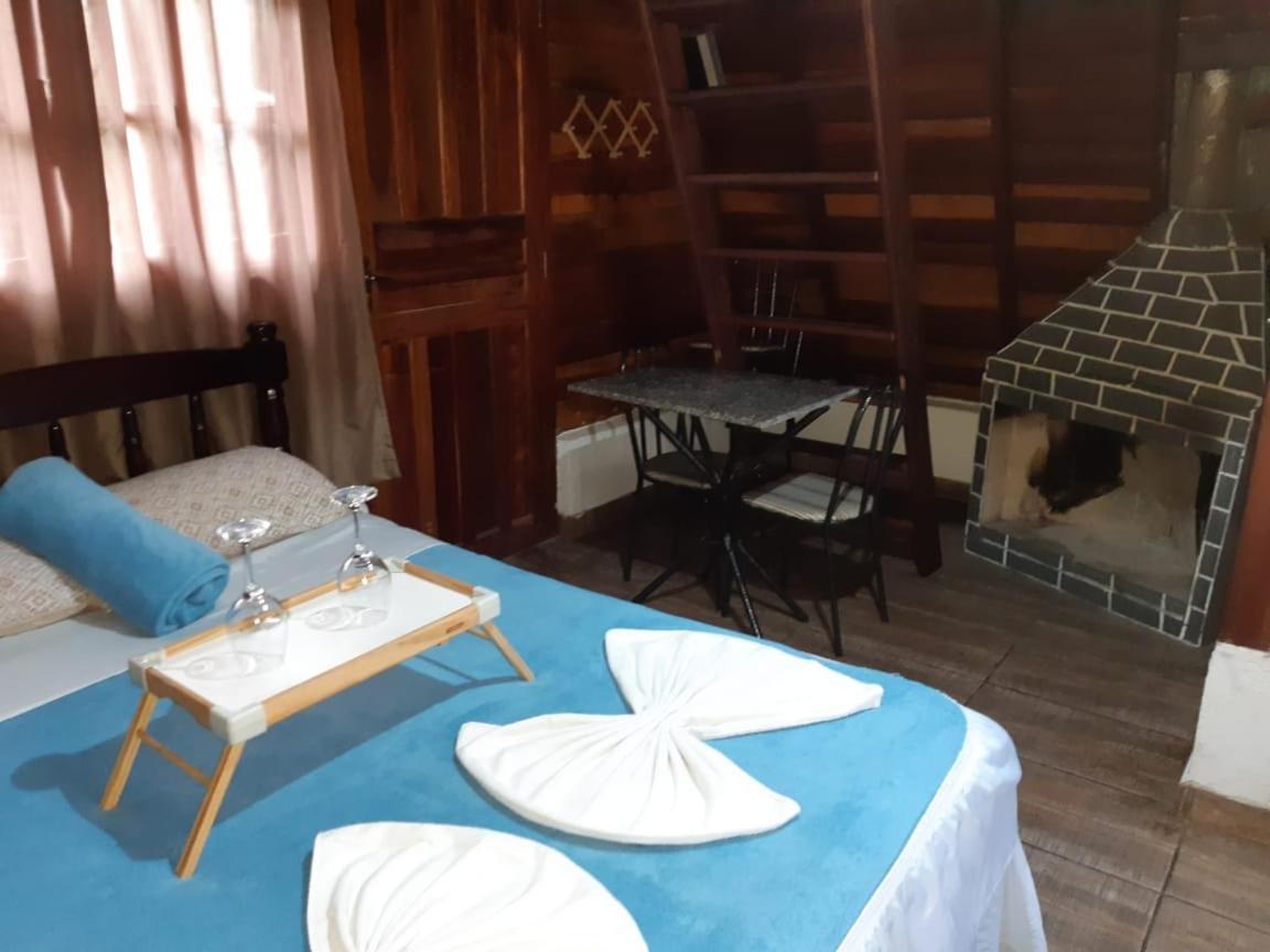 Valentina Com Lareira E Churrasqueira Casa de férias Campos do Jordão